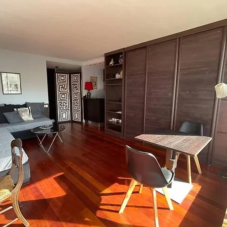 דירה Grand Studio A Deux Pas Des Champs Elysees *